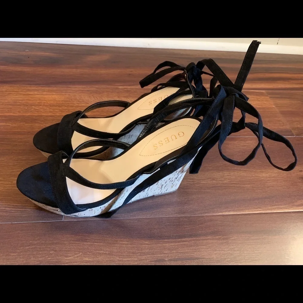 GUESS Platform Wedge Size 9M